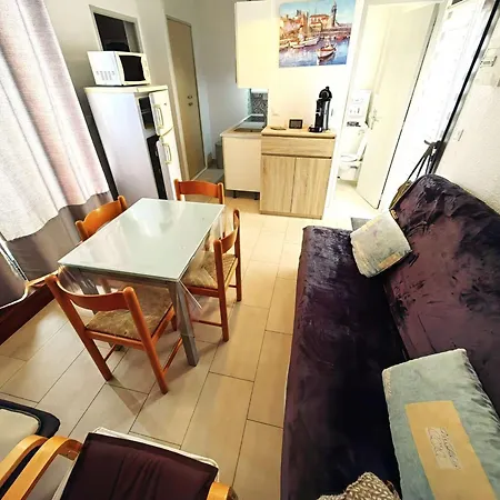 Charmant T2 Renove Pour 4 Pers, Piscine, Tennis, Parking, A 100m De La Plage - Fr-1-607-192 아파트