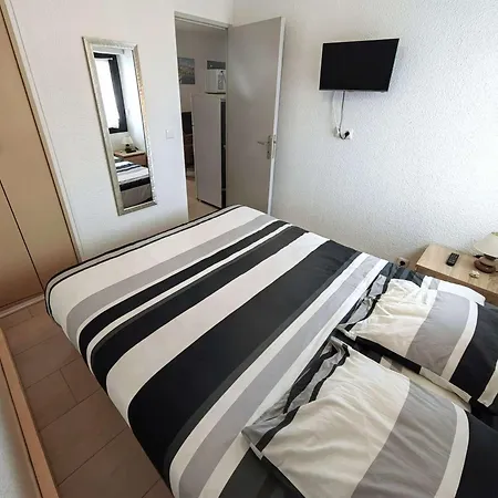 Charmant T2 Renove Pour 4 Pers, Piscine, Tennis, Parking, A 100m De La Plage - Fr-1-607-192 아파트